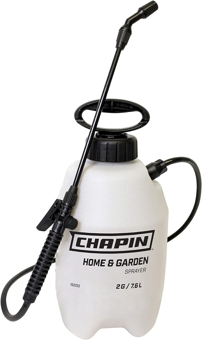 Chapin 16200 Rociador de bomba de jardín fabricado en EE. UU. de 2 galones con mango ergonómico, cierre de gatillo, boquilla cónica ajustable y filtro en el tanque, para rociar malezas, insectos, fertilizantes, blanco translúcido 