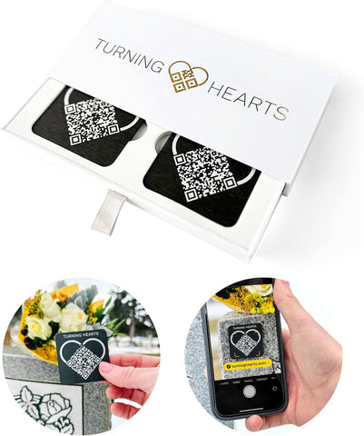 Turning Hearts Grabmedaillon – scannbarer QR-Code – anpassbares Profil – Erinnerungen bewahren – Friedhofs-Tribut – Beileid, Trauer, Gedenktagsgeschenk – wetterfestes Aluminium 